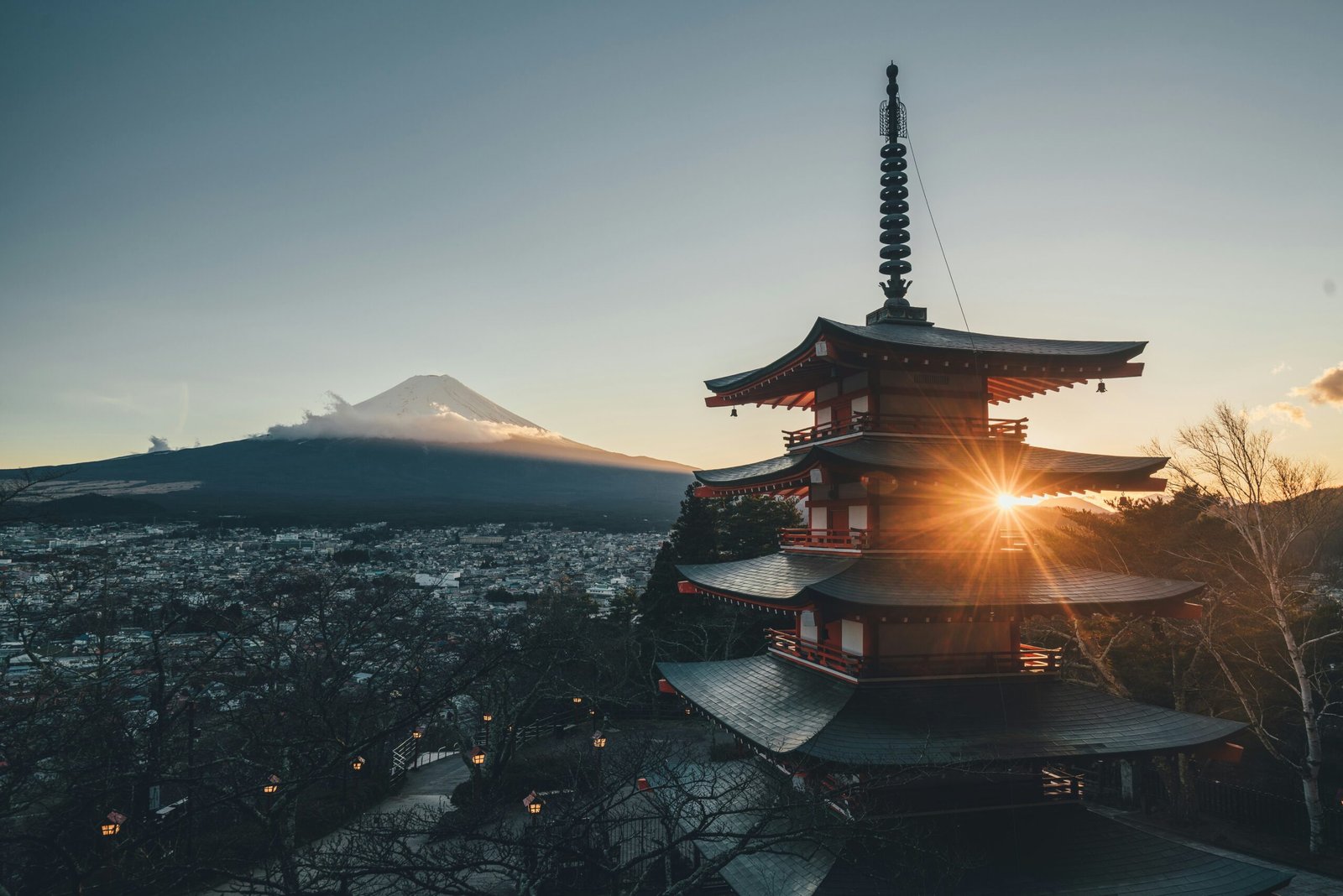 Fan's Guide to Staying Connected on Your First Trip to Japan